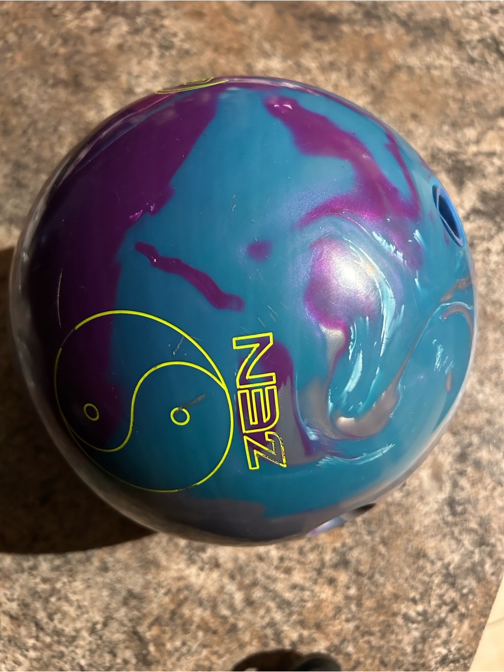 Global 900 Zen